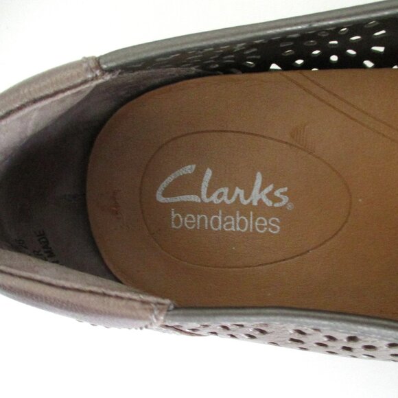 Clarks bendables Womens Laser-cut Bronze Leather Flat Loafer - Size 9M - Picture 5 of 9